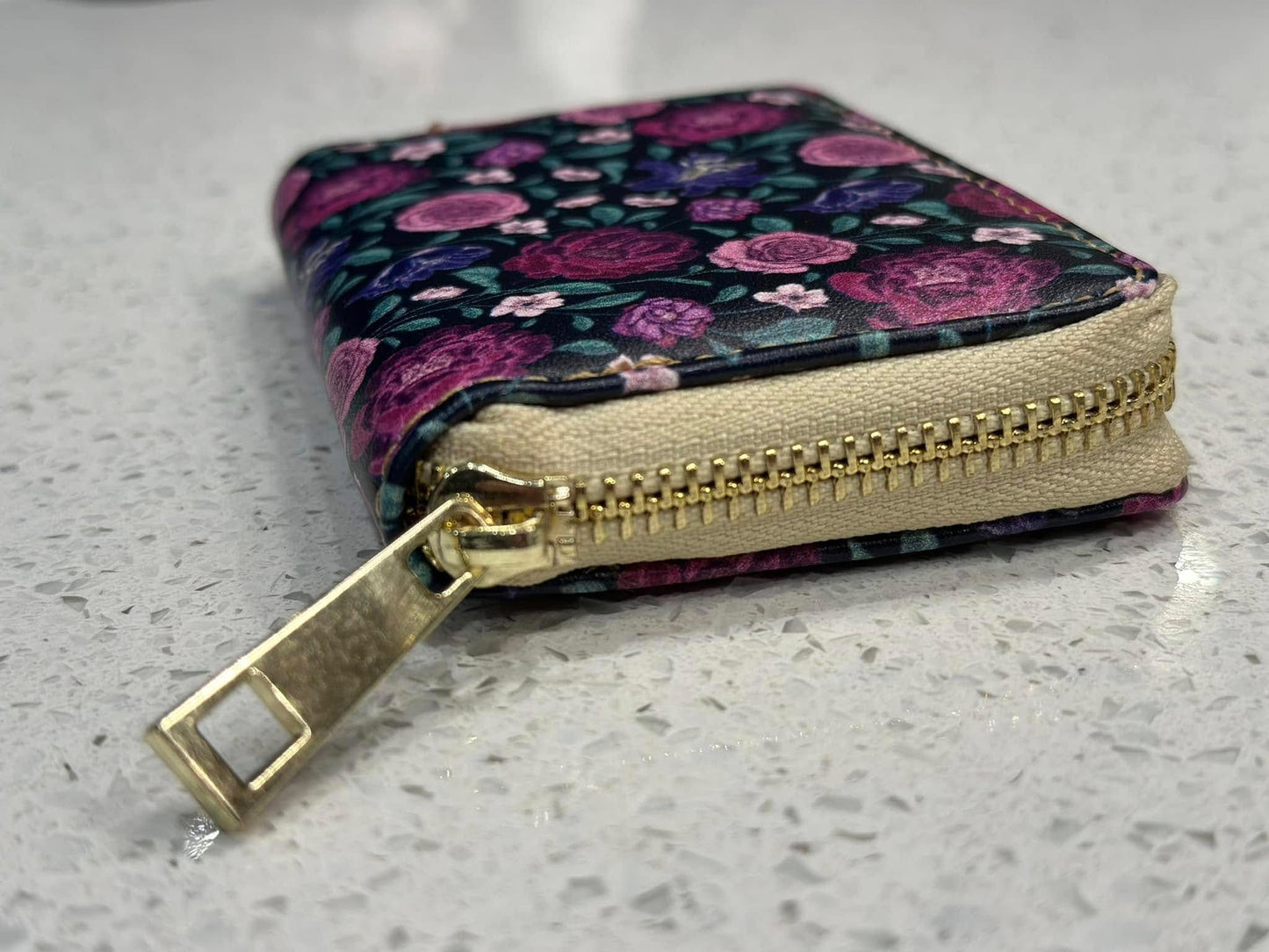 #5810 Cardholder